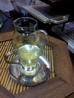 cafe �H